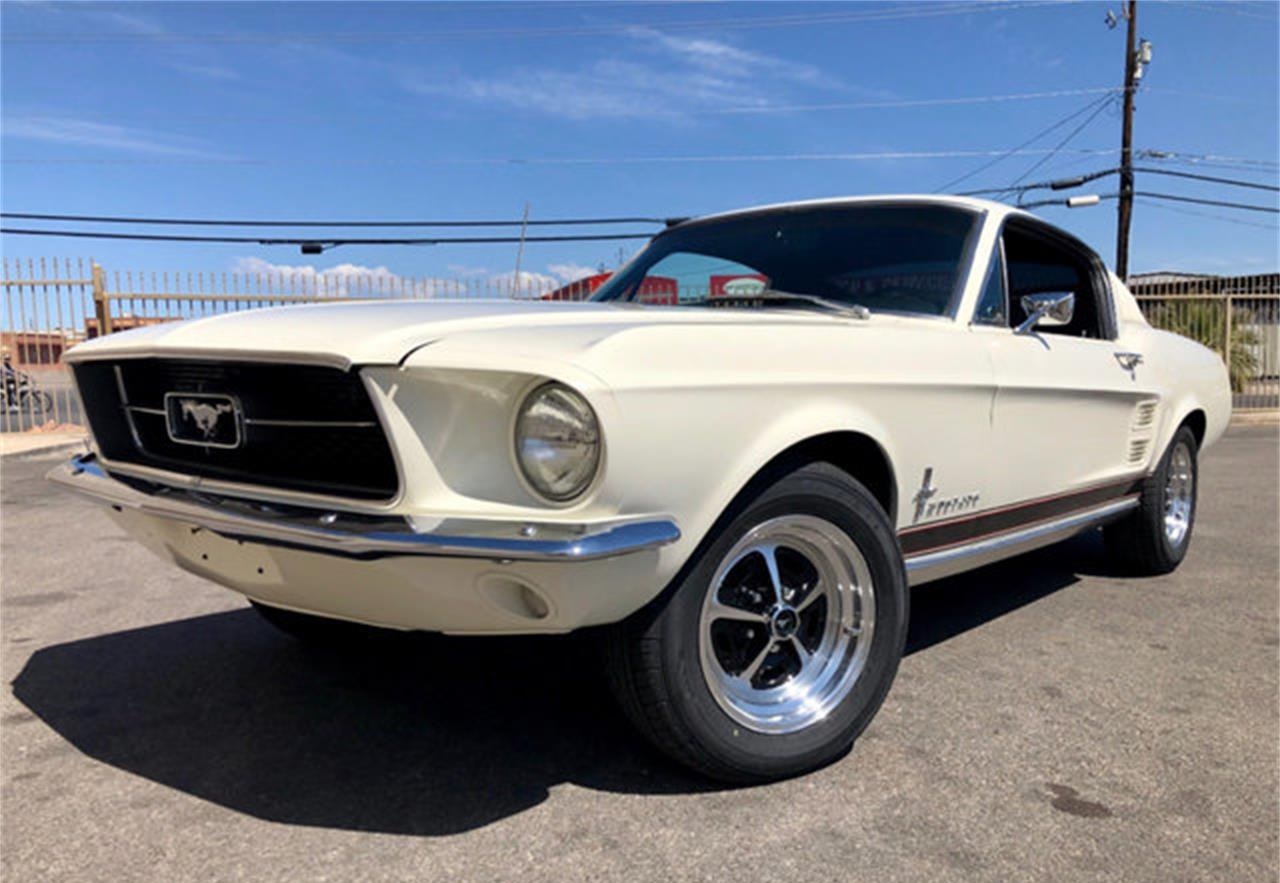 1967 ford mustang