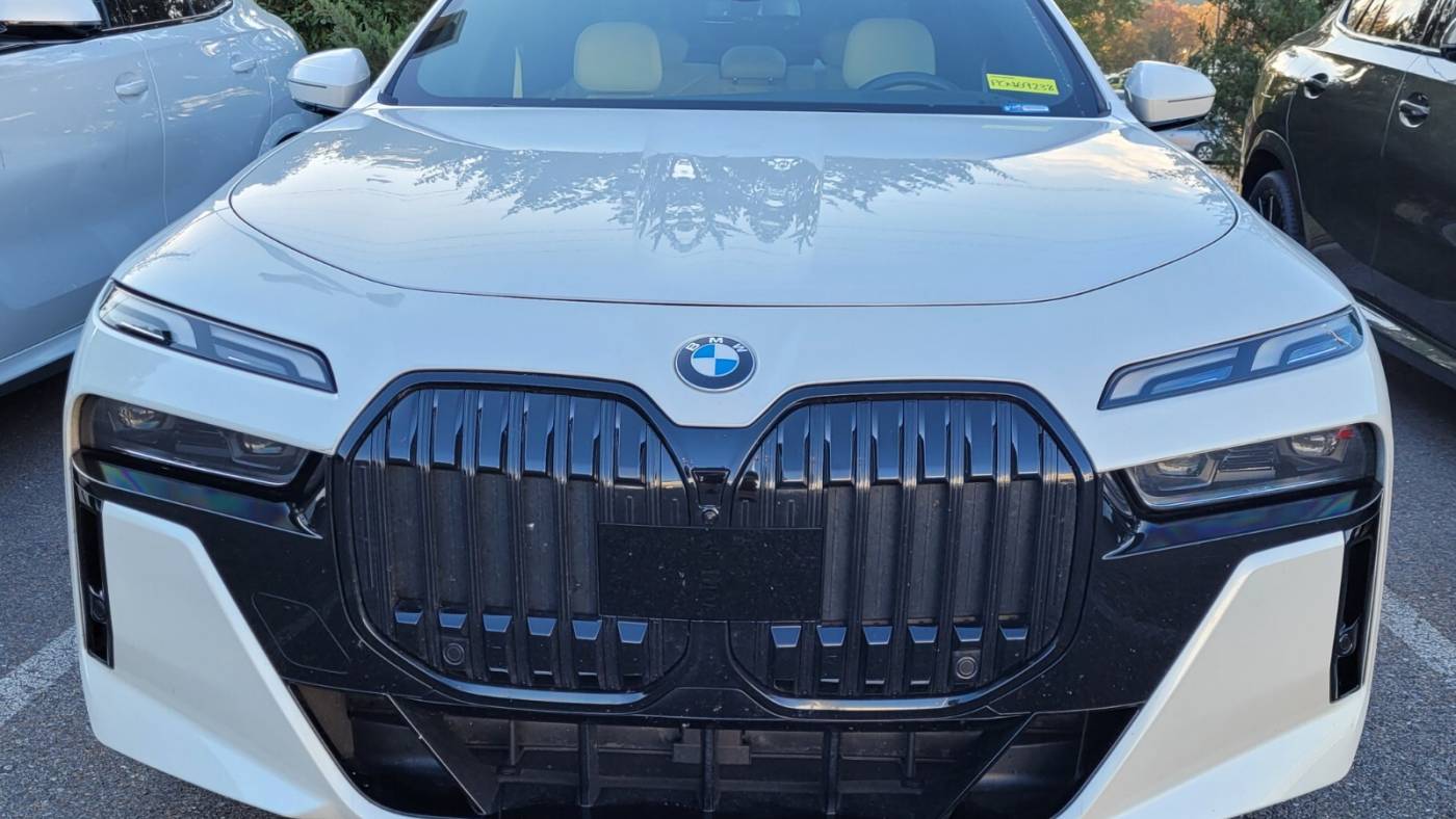 2023 bmw 7 series 740i