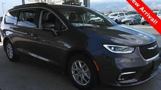 used 2022 chrysler pacifica touring l $20,000great deal 68,733 mi. location: las vegas