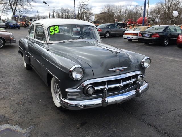1953 chevrolet deluxe
