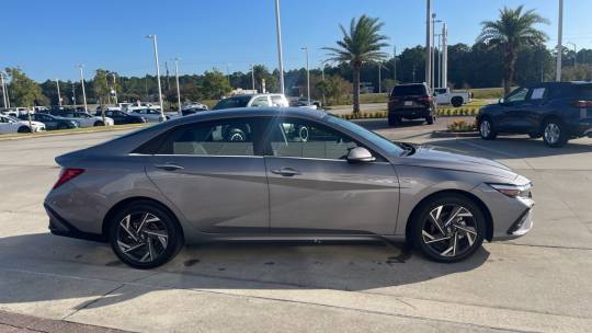 2024 Hyundai Elantra