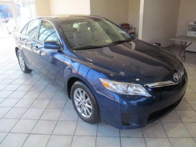 2011 toyota camry hybrid base in roanoke, va