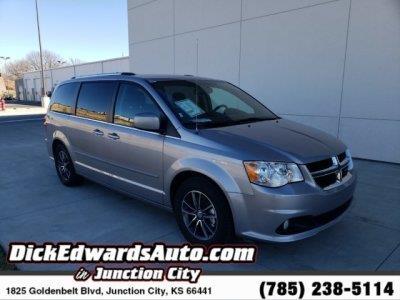 2017 dodge grand caravan sxt sxt 4dr mini-van for sale in grandview plaza, kansas