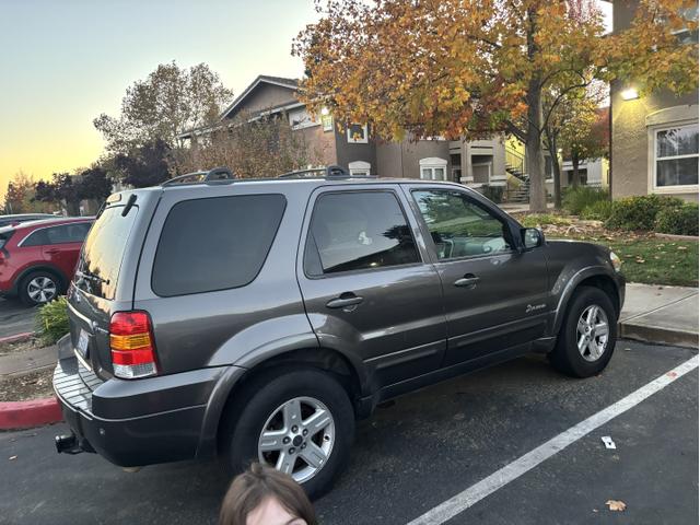 2006 ford escape hybrid base