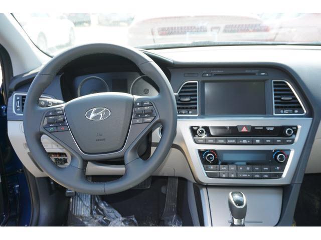 2017 hyundai sonata limited limited 4dr sedan for sale in middletown, rhode island