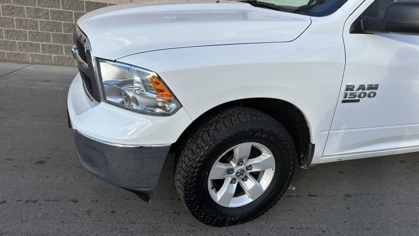 2022 ram 1500 classic slt