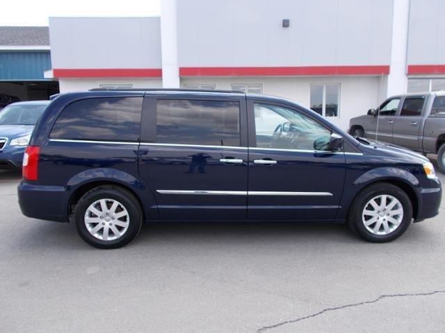 2014 chrysler town and country touring touring 4dr mini-van for sale in hammond, maine