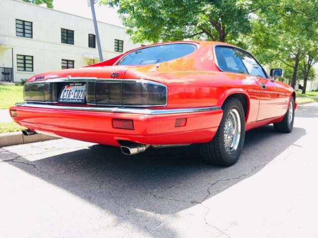 jaguar xjs - great condition, no reserve!