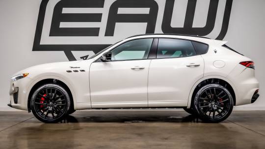 2024 Maserati Levante modena ultima