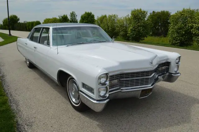 beautiful presenting brougham in excellent driver quality condition