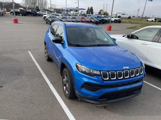 2022 jeep compass latitude lux