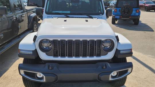 2024 Jeep Gladiator