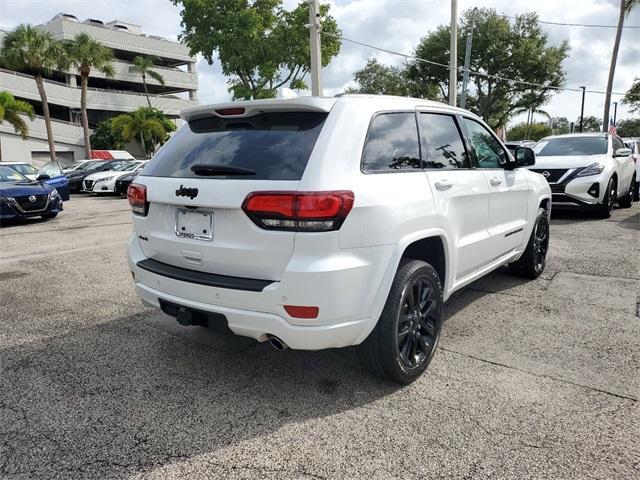 2021 jeep grand cherokee laredo