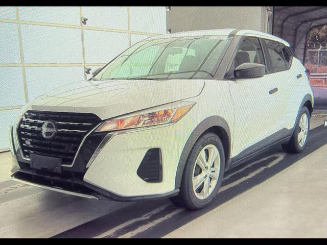 2023 nissan kicks s