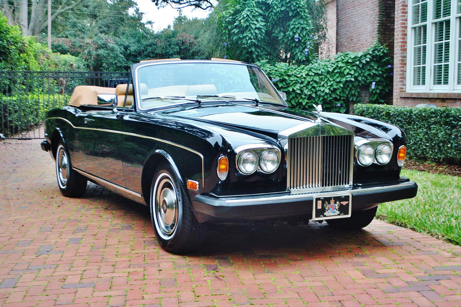 investment of a lifetime rolls royce corniche convertible 57k craftsmanship!!!