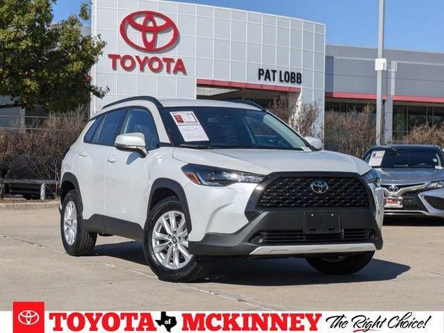 2022 toyota corolla cross le