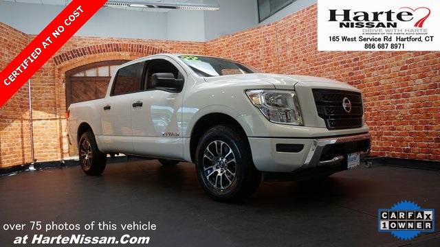 2022 nissan titan sv