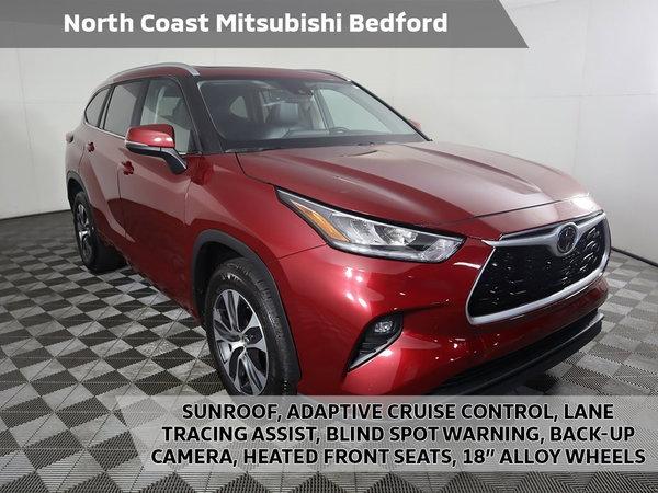 2023 toyota highlander in delavan, wisconsin