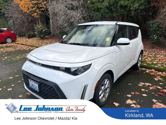 2023 kia soul lx