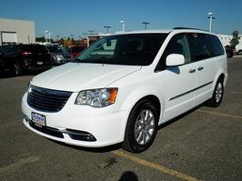 new 2015 chrysler town and country touring for sale in grand forks, north dakota