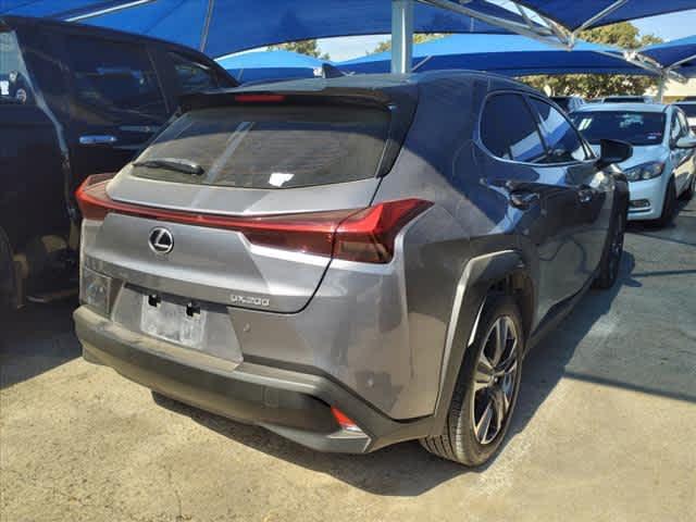 2021 lexus ux 200 base