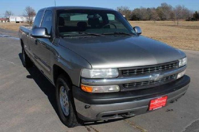 used 2000 chevrolet silverado 1500 for sale. in paris, tx