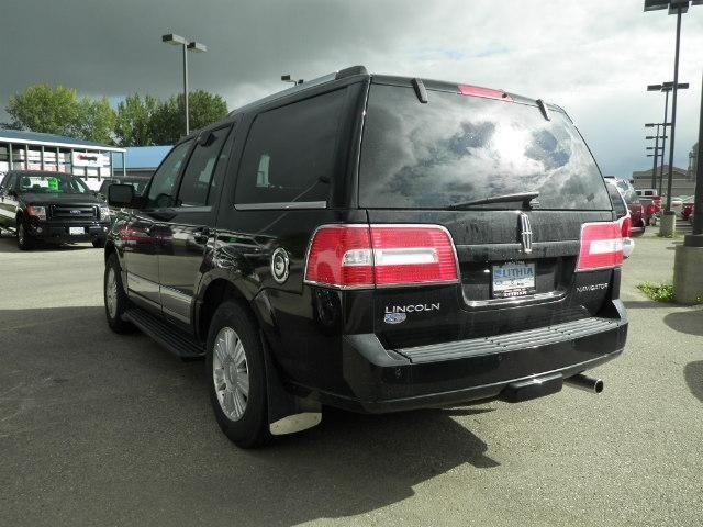 2009 lincoln navigator 4dr 4x4 base base for sale in grand forks, north dakota