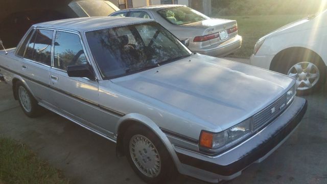 1985 toyota cressida. classic! 132,000 miles