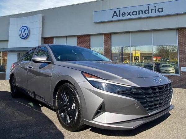 2022 hyundai elantra in secaucus, new jersey