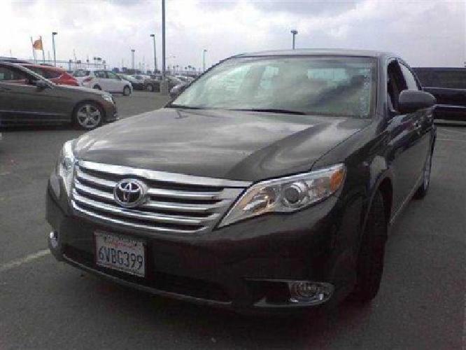 2012 toyota avalon sedan 4d in pasadena, ca