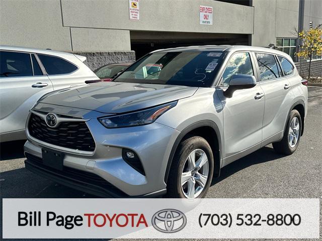 2024 toyota highlander le