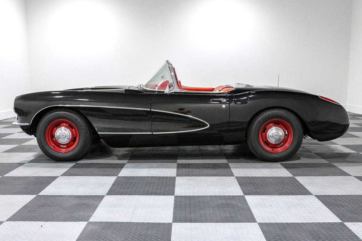 1956 chevrolet corvette convertible 350 v8 th350