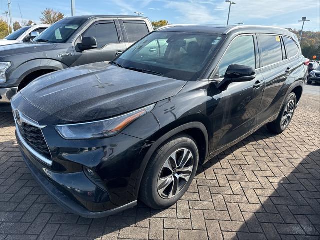 2022 toyota highlander xle