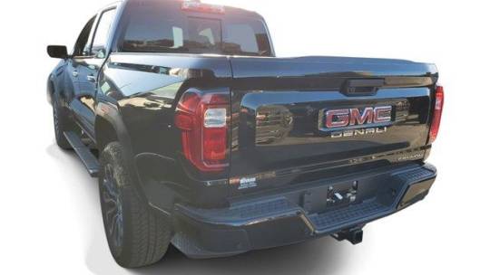 2024 GMC Canyon