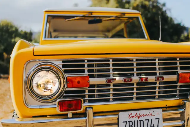 1970 ford bronco sport - original trim + rocker panel