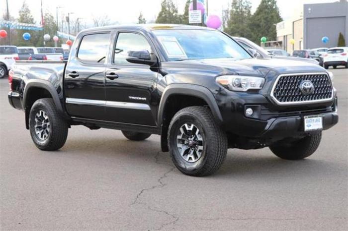 2018 toyota tacoma trd pro 4x4 trd pro 4dr double cab 5.0 ft sb 6m for sale in medford, oregon