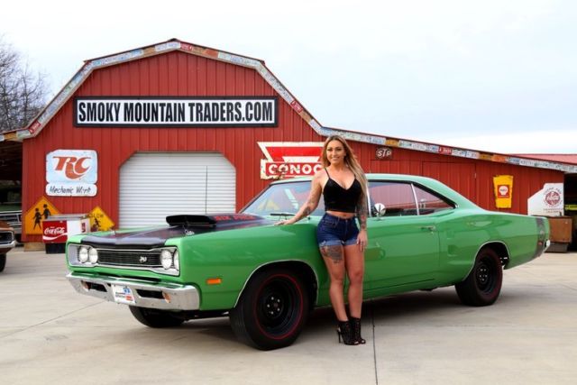 1969 dodge super bee a12 440 six pack four speed dana 60 power steering