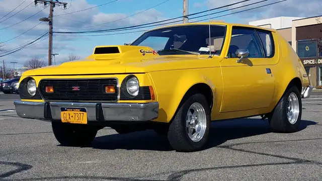 1973 amc gremlin x 304 v8, 3-speed new ferrari yellow paint, new interior