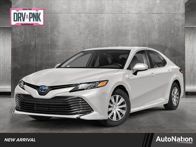 2020 toyota camry le