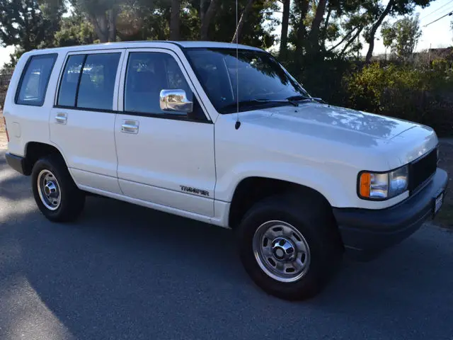 $1 no reserve, 93 trooper, 4-whl, so. cal car, clean carfax, 3.2l, engine knock