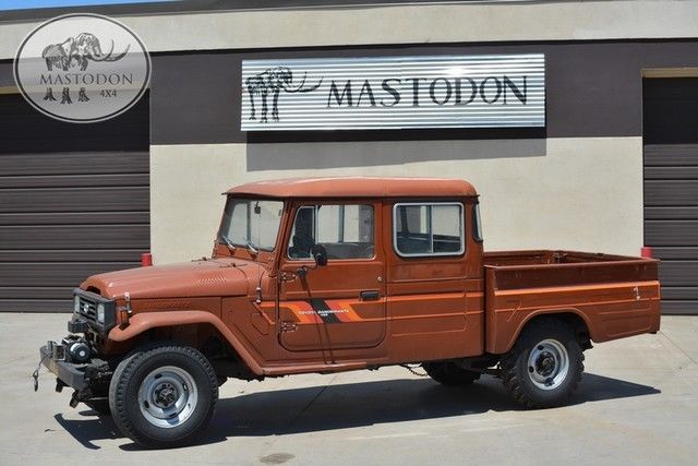 1989 brown 4x4 truck fj40 toyota land cruiser