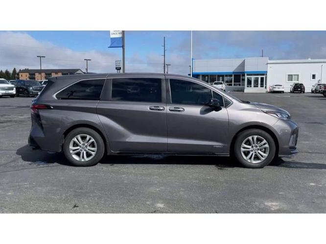 2021 toyota sienna in archer, idaho