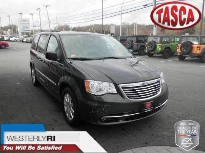2012 chrysler town and country touring touring 4dr mini-van for sale in cranston, rhode island