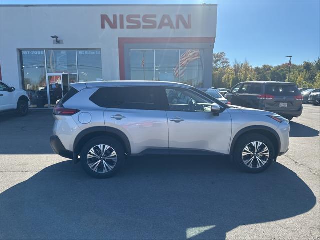 2021 nissan rogue sv