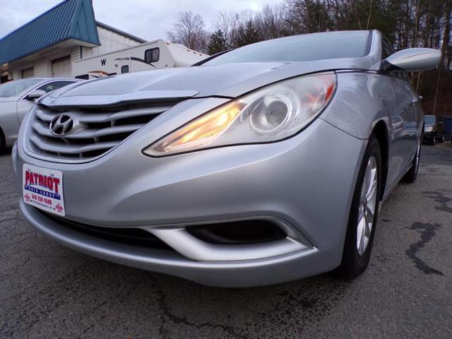 2011 hyundai sonata gls