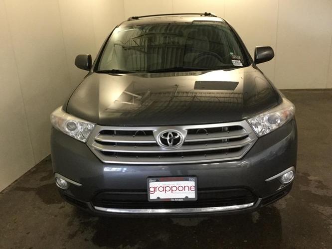 2012 toyota highlander base awd base 4dr suv for sale in bow, new hampshire