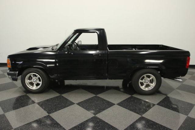 value priced sleeper, 5.0 v8, auto, ps, pb w/frnt discs, practical & powerful!