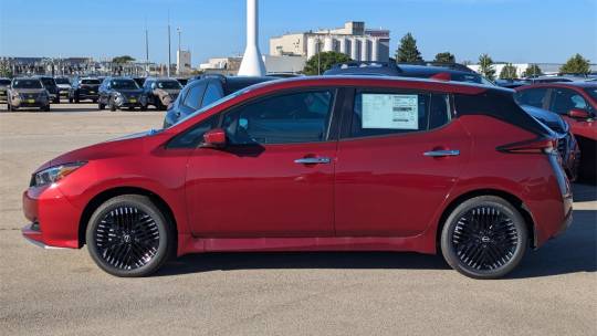 2025 Nissan Leaf