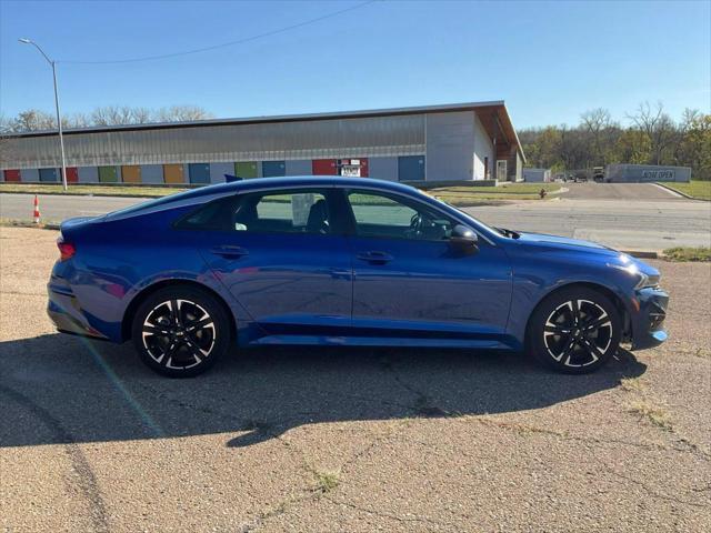 2021 kia k5 gt-line
