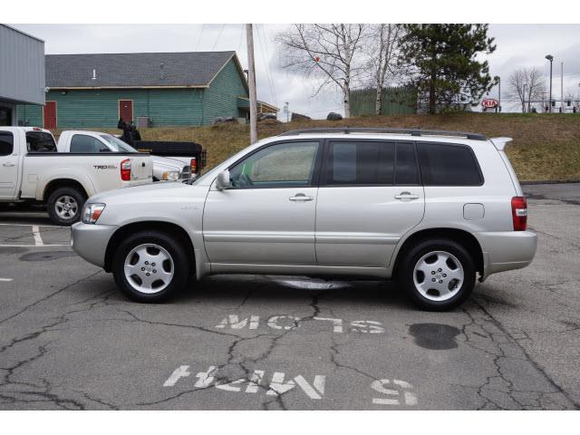 2005 toyota highlander limited awd limited 4dr suv w/3rd row for sale in augusta, maine